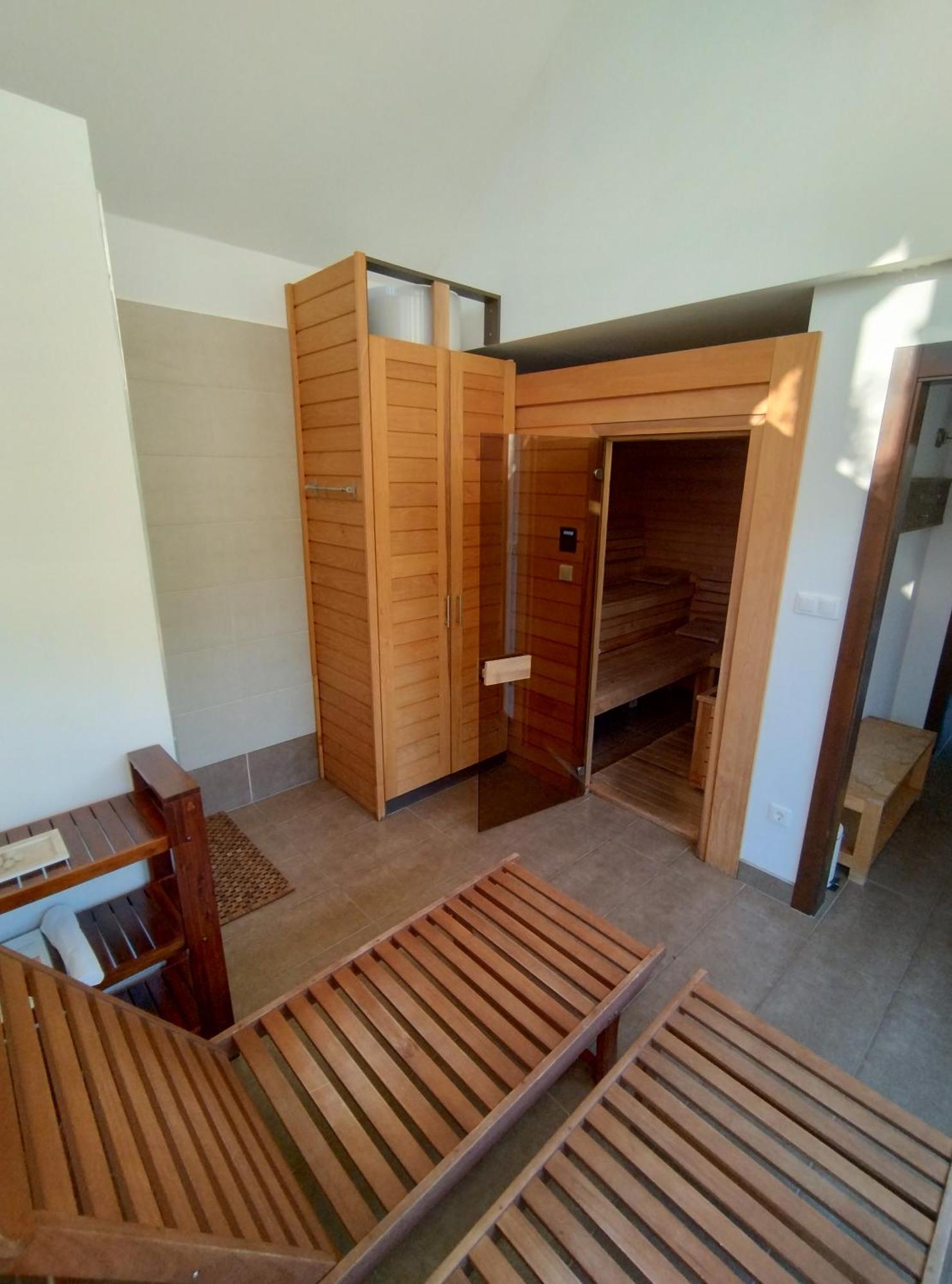 Orsegi Porta Apartment Magyarszombatfa Bagian luar foto