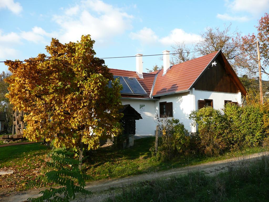 Orsegi Porta Apartment Magyarszombatfa Bagian luar foto